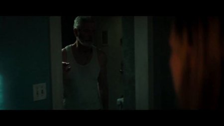 не дышал не шевелился. фото прикол не дышите. не дышал не шевелился. тихо как мышь. шутки про месячные.