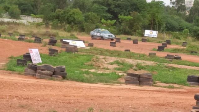 MarutiSuzukiEsteem IDEAL RACING Motorsport.inc #marutisuzukiesteem #maruti #suzuki#esteem #inrc смотреть онлайн