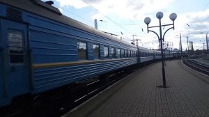 Пассажирский поезд Львов-Рахов