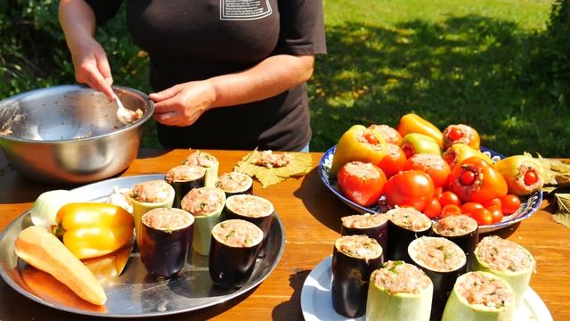 Долма Ассорти в казане. смотреть онлайн