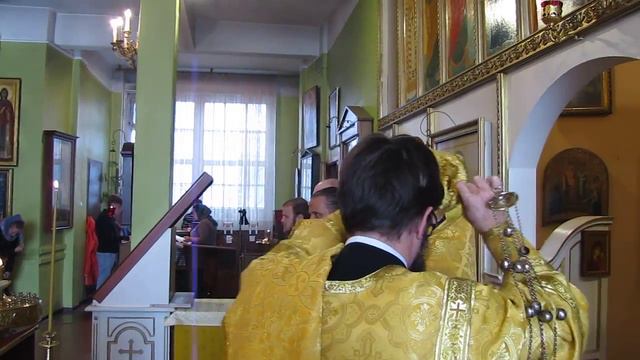 Великий вход. Воскресная Литургия. Перенесение мощей блгвв. кн. Петра́, кн. Февро́нии. смотреть онлайн