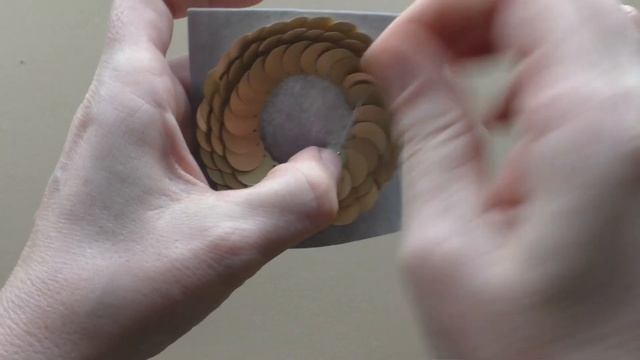 DIY Как вышить брошь Цветок, крупными пайетками. Embroidery Tutorial brooches. смотреть онлайн