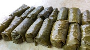 Такие потрясающие ГОЛУБЦЫ вы еще не пробовали! Заворачиваем фарш в виноградные листья - ДОЛМА рецеп