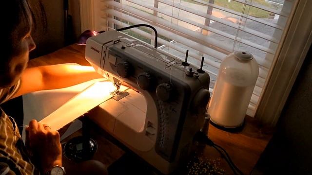 Як пошити декоративну подушку без канта :: Sewing two pillows without welt смотреть онлайн