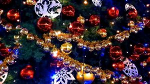 Новогодний Футаж Елочные Игрушки Блестящие Шары на Елке. Футаж Новогодние Елочные Шары. Видеофутажи