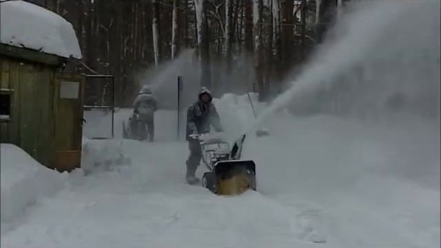 Март, уборка снега 2013 смотреть онлайн