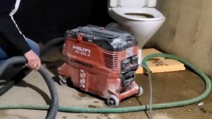Напарник водохлёб. hilti vc 20l-x