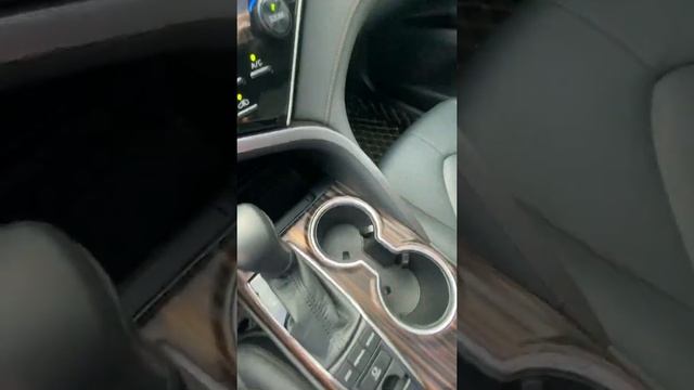 Toyota Camry 2.5Q sx 2021 odo 12.000km смотреть онлайн