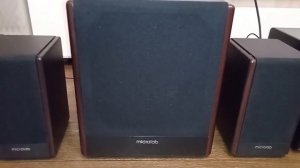 Видео сравнение активных компьютерных колонок 2.1 Microlab FC530 и Dialog W-3000