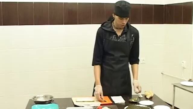 Роллы с огурцом