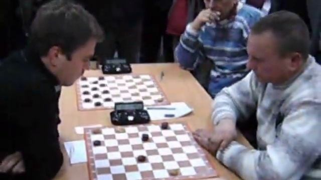 Žaidžia Aleksas Kupčiūnas (klubas "BALTIJA") ir Aleksėjus Domčev (klubas "RIEŠUTAS") смотреть онлайн