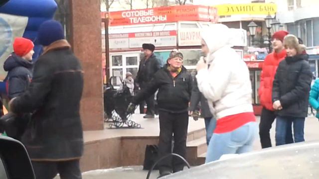 Мужик поймал ритм смотреть онлайн