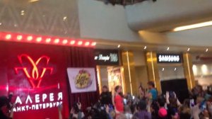 Наталия Орейро в ТЦ Галерея