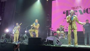 ВИА Велюр - ООО (разогрев Багровый Фантомас Москва 1930 19.04.2023)