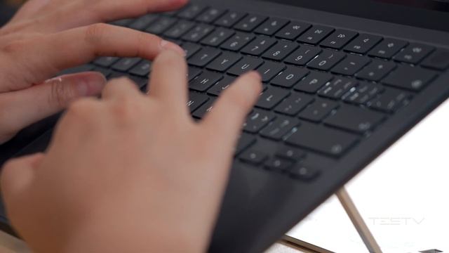 【MacBook Air M2】Good but might not be your best option смотреть онлайн