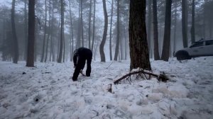 Снежный кемпирв палатке из пластиковой плёнке