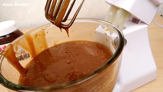 Миксер против сгущёнки, мёда и нутелы. Выжевет ли миксер? смотреть онлайн