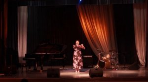 Дле Яман (Комитас ) исполняет Рая Мовсисян