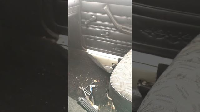 Вскрыл полы 21065 и был удивлён смотреть онлайн