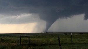 Звуки торнадо 🌪.