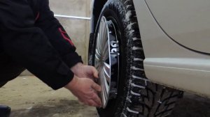 Фольц Поло,про колёсные колпаки.