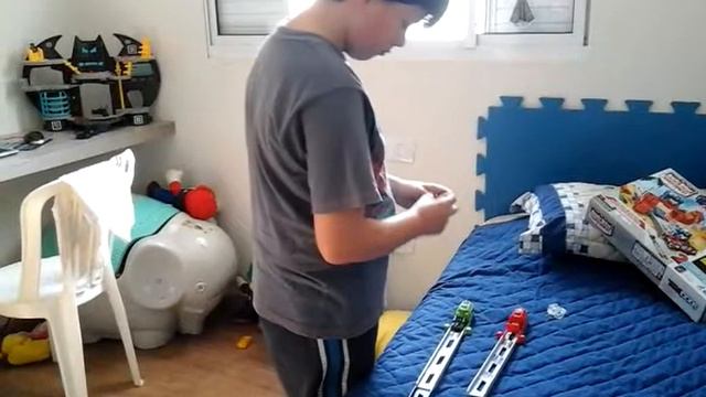 Arthur Cavassini - Montando Brinquedo Angry Birds Transformers Telepods смотреть онлайн