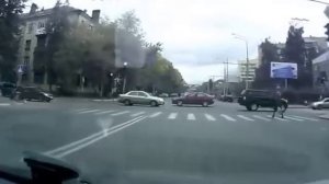 Не уступил дорогу «новому русскому» в Ярославле.