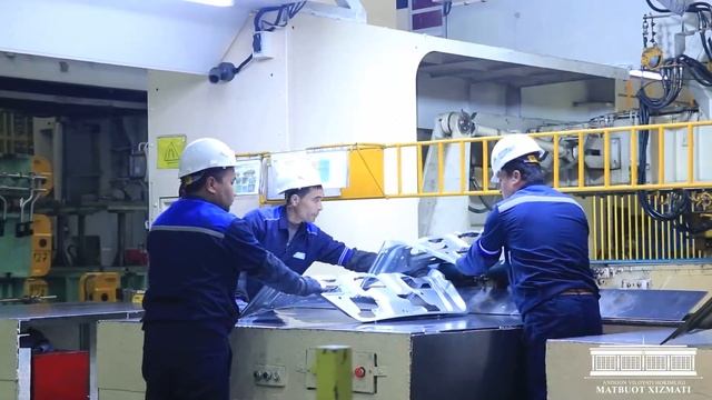 Qirg'iziston delegatsiyasi UzAuto Motors zavodi faoliyati bilan yaqindan tanishishdi смотреть онлайн