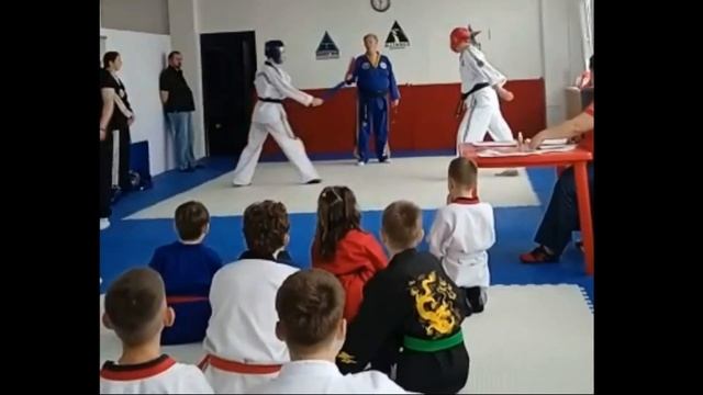 Клуб "Витязь" смотреть онлайн