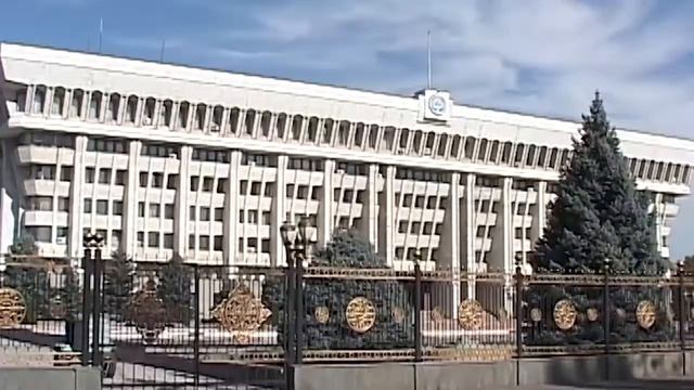 Кто такой Сапар Исаков смотреть онлайн