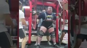 Vlad Alhazov 500kg squat w wraps   New world record