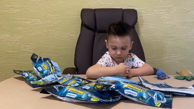 Распаковка морских хищников. Мегалодон, большая черепаха и другие хищники. смотреть онлайн