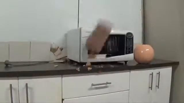 Как сломать кирпич смотреть онлайн