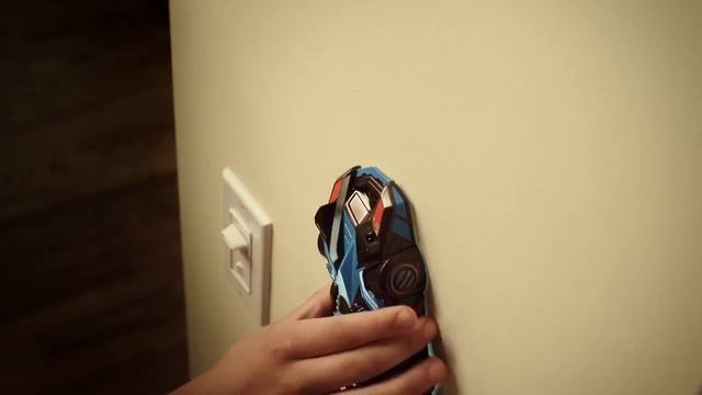 Air Hogs - Zero Gravity Laser Racer - #DefyGravity смотреть онлайн