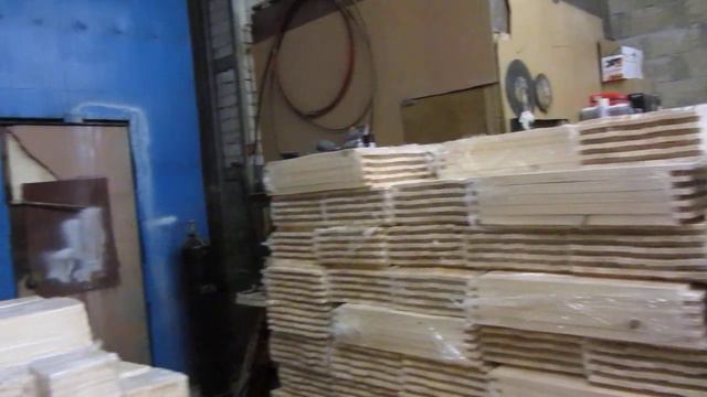 Начинаем строить пчелопавильон Ярик 32 Дадан +Магазин. смотреть онлайн