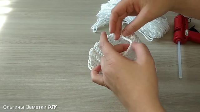 Корзина из ПЛАСТИКОВОГО ВЕДРА и БЕЛЬЕВОЙ ВЕРЕВКИ своими руками / DIY