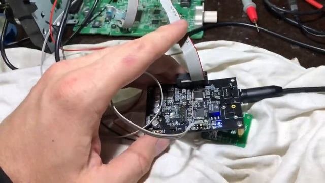 Вывод высококачественного цифрового оптического и коаксиального сигнала из ШГУ любого автомобиля.