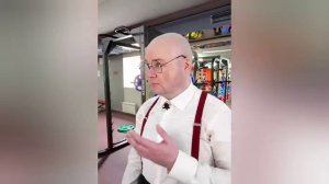 Мамино 34-летнее сокровище шокирует спортзал.