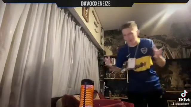 la foto de Davo y Obando смотреть онлайн