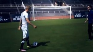 Очень красивый футбольный финт/Nice football trick