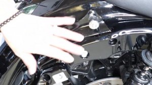 HOW TO: INSTALL 4 POINT DOCKING HARDWARE system on a Harley! Advanblack Tour Pack