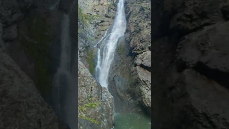Алтайский край. Водопад реки Шинок. Седой или Жираф, или... 72 метра