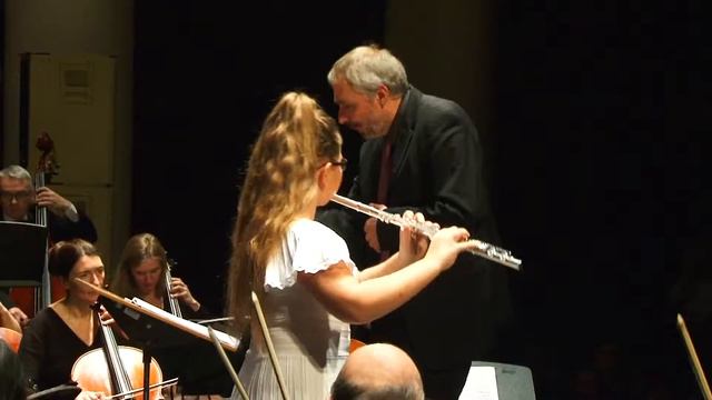 Eva Barkova. S.Mercadante. Concerto in E-minor, I mov. смотреть онлайн