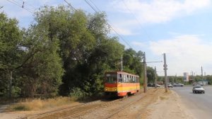 Движение трамваев на остановке "ВПЗ-15"