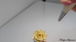 Хризантема из крема / Cream flowers