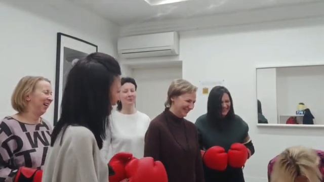 Чего только не придумают эти девчонки. Куда ещё они решили пойти? Хотите с нами?
