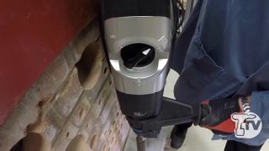 Makita HR5212C SDS Max Rotary Demolition Hammer Drill with AVT