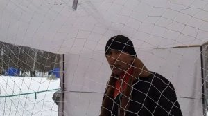 Птица из Шахтерска и красивый голубь в небе. Выставка-ярмарка голубей в Красном Луче.