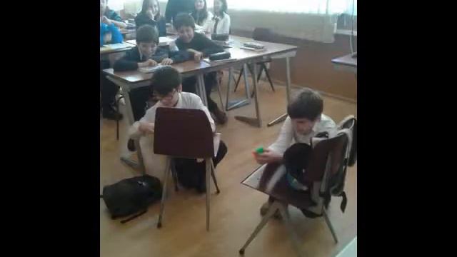 Parlez vous global? Activitati in Scoala George Emil Palade Buzau смотреть онлайн