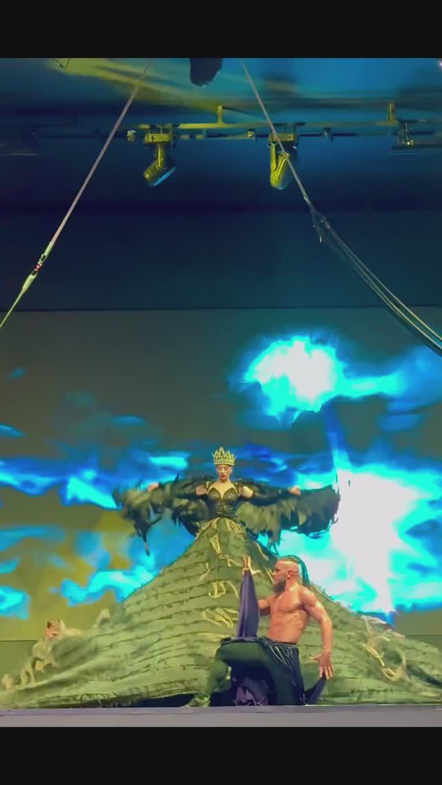 Granada Luxury Beach Show смотреть онлайн